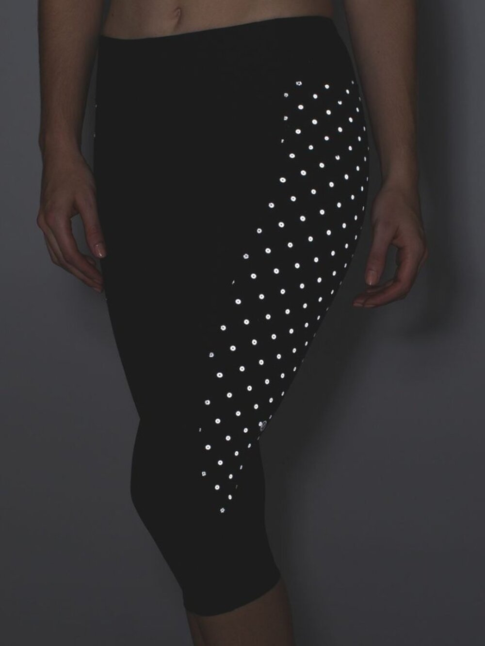 Tight Stuff Crop Relfective sz8